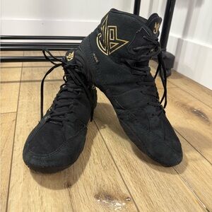 Rudis Men’s Wrestling Shoes “All I see is Gold” Size 12